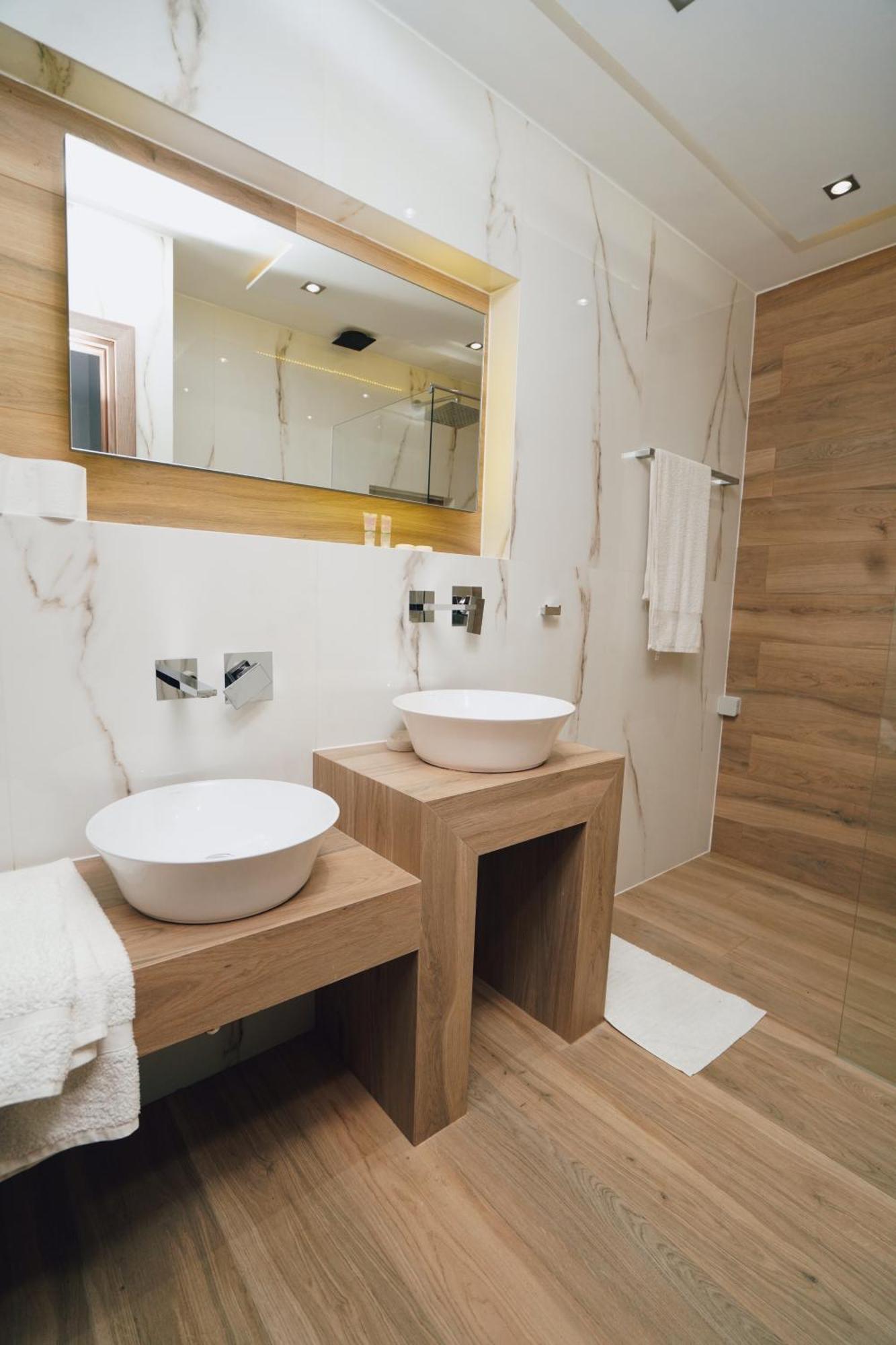 P & K Design Ltd Flats By Rentals Pro Services - 尼亚·蒙达尼亚 外观 照片